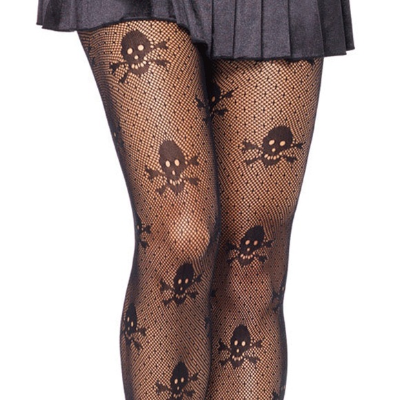 Sexy Skull & Crossbone Fishnet Pantyhose Stockings - Picture 6 of 16
